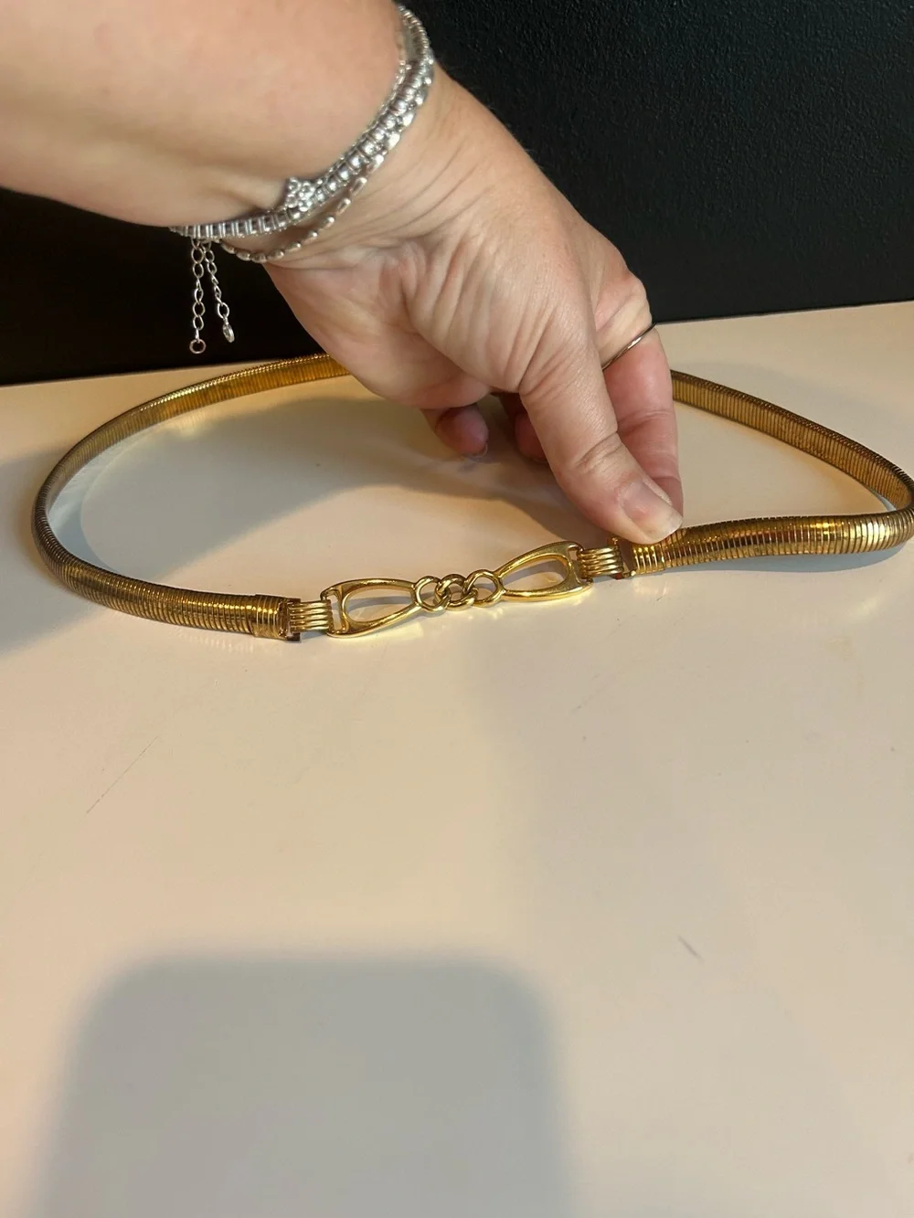 Unbranded gold tone